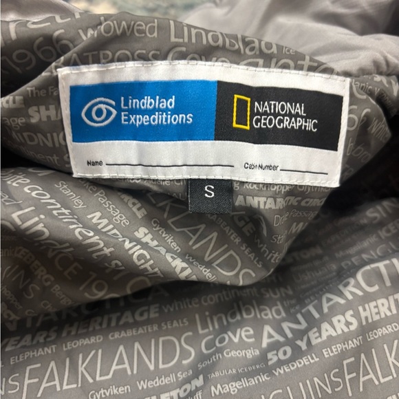 National Geographic Men’s Small Puffer Jacket, Navy - Picture 6 of 7